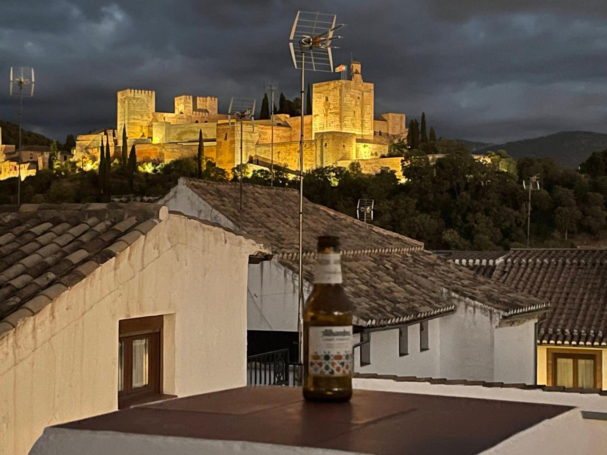 Oripando Private Rooms Granada Exterior photo